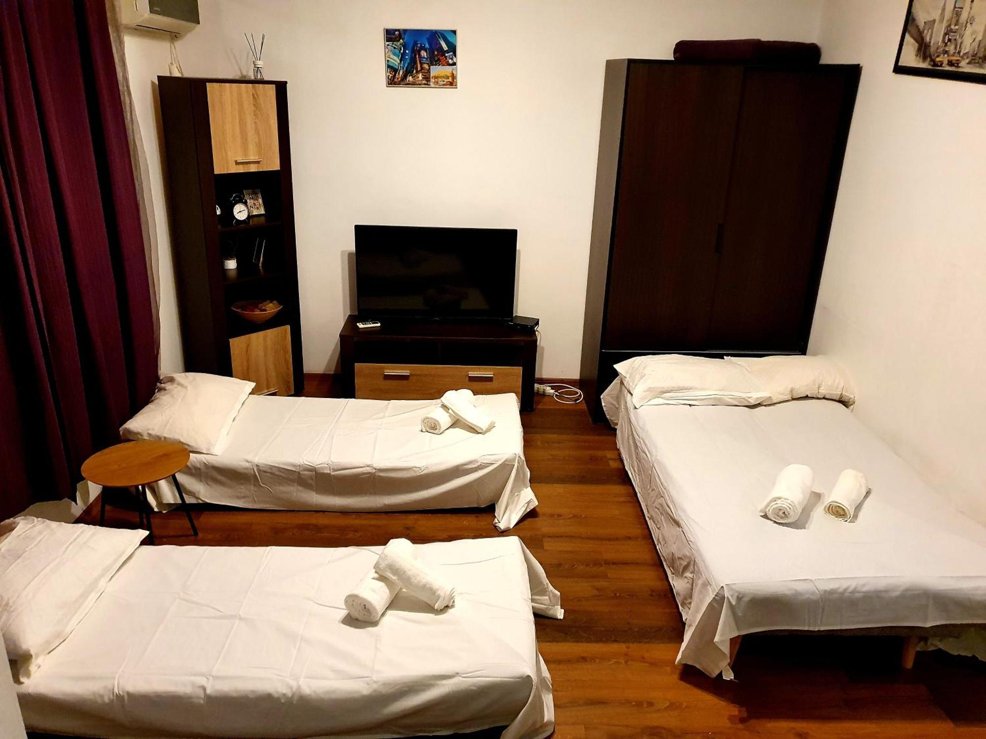 Ultracentral Cozy Apartment Near Old Town Bukarest Kültér fotó